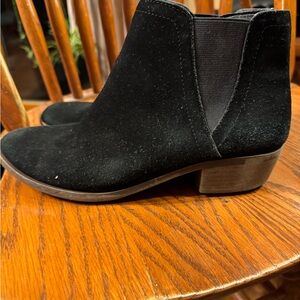Kensie Women’s Black Ankle Suede Boots
